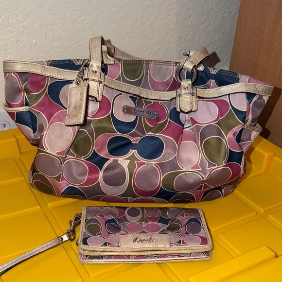 Coach Colorful Signature Tote Bag - Picture 1 of 16